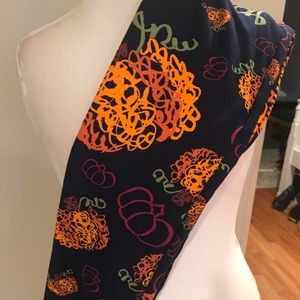 Lularoe TC Halloween/fall leggings